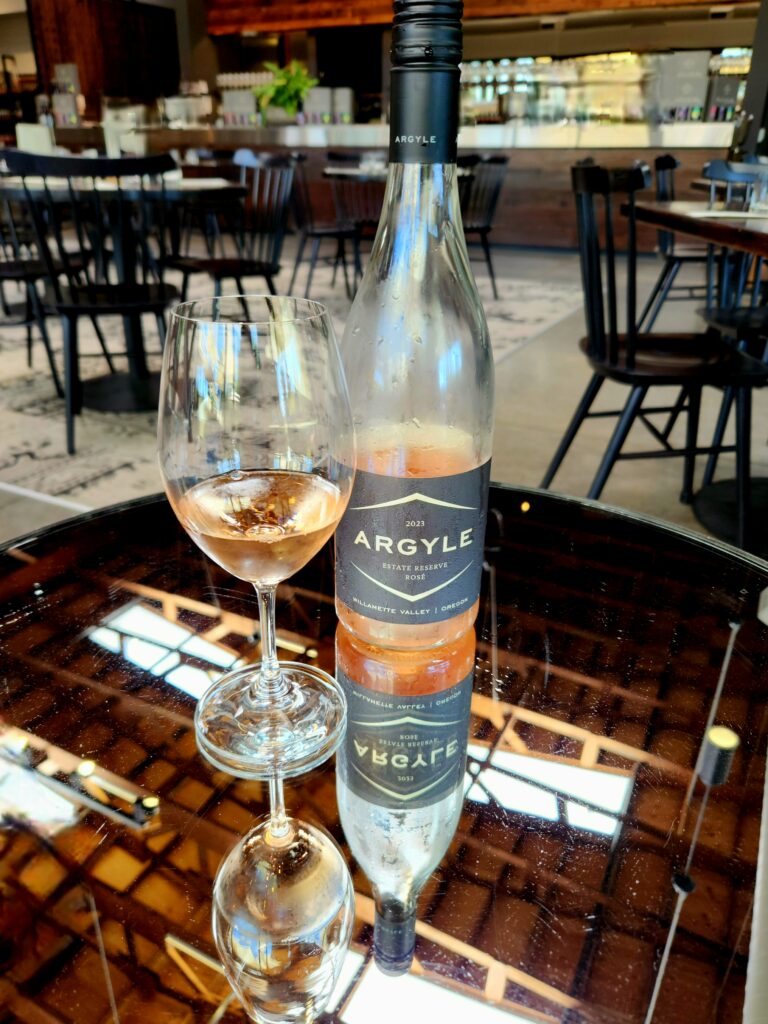 26 Sensational Must-Visit Oregon Wineries in the Willamette Valley 57
