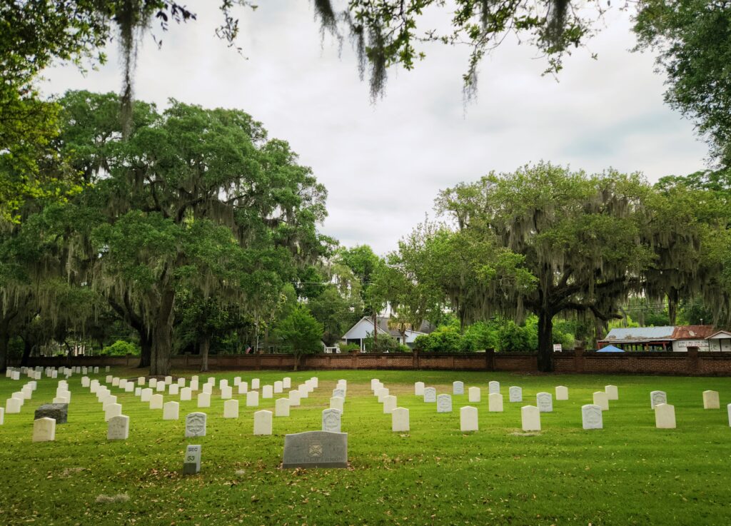 2 Islands, a Lighthouse, & Secret Magic of the Lowcountry 10 Civil War section of the National Cemetary in Beaufort